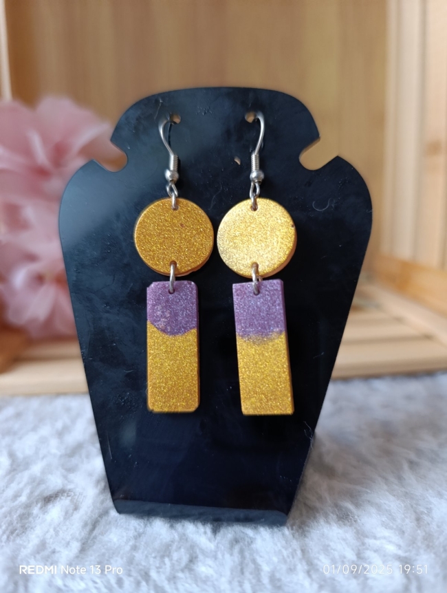 Boucle d'oreille légère