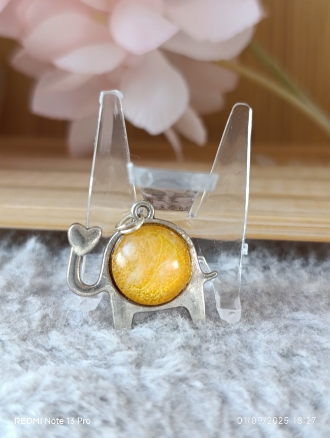 Collier éléphant Jaune